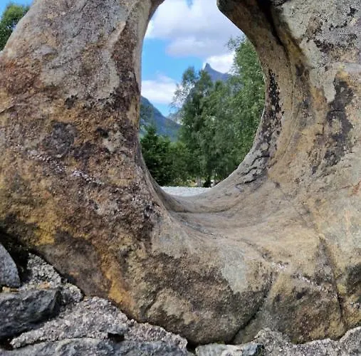 Line På Hauane1 4* Volda