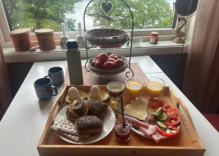 Line På Hauane1 Bed & Breakfast Volda